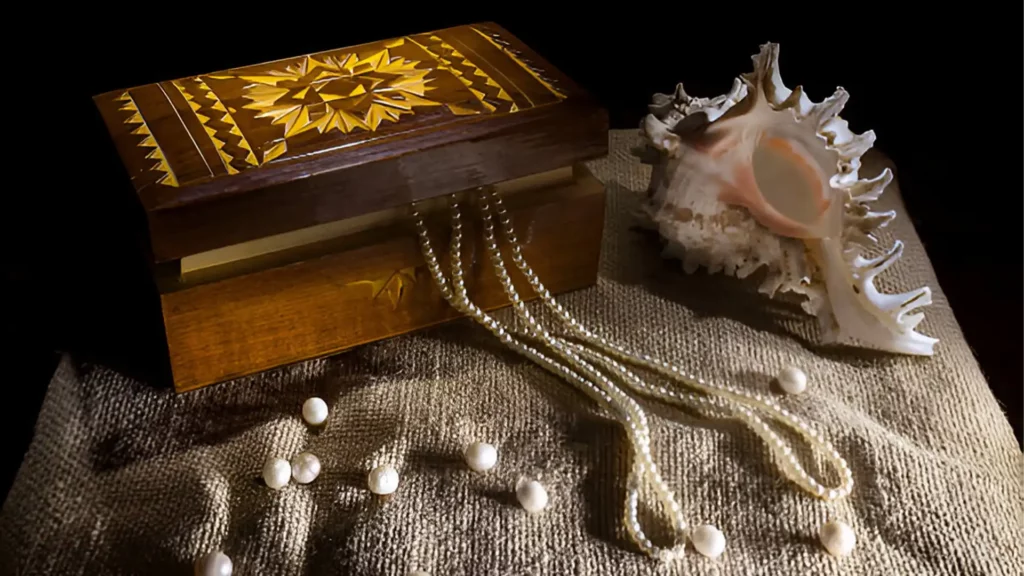 necklaces wooden jewelry box Oh Precious